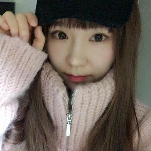 날씨가 급 쌀쌀해졌네요! 감기조심!! 21일날 발매된 찬란육리 앨범 많이 들어주세요^^❤️❤️